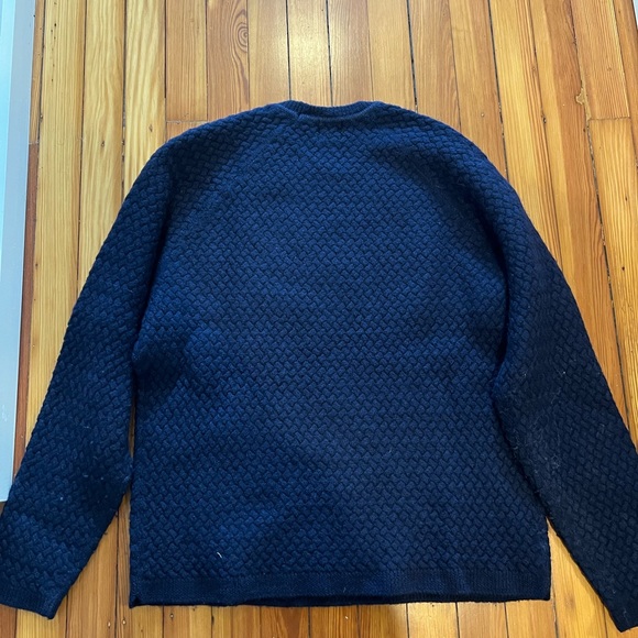 J press XL sweater never worn - Picture 1 of 3